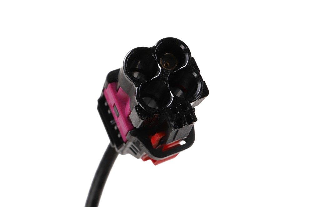 GM Genuine Parts GPS Navigation System and Digital Radio Antenna Cable Kit 86827504 — image 4